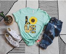 Load image into Gallery viewer, LOVE Sunflower